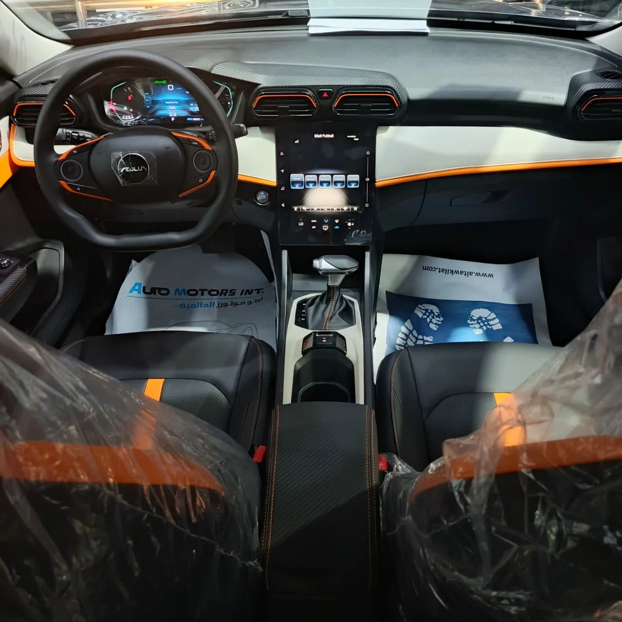سيارة: دونجفنغ شاين E2 (Dongfeng Shine E2)